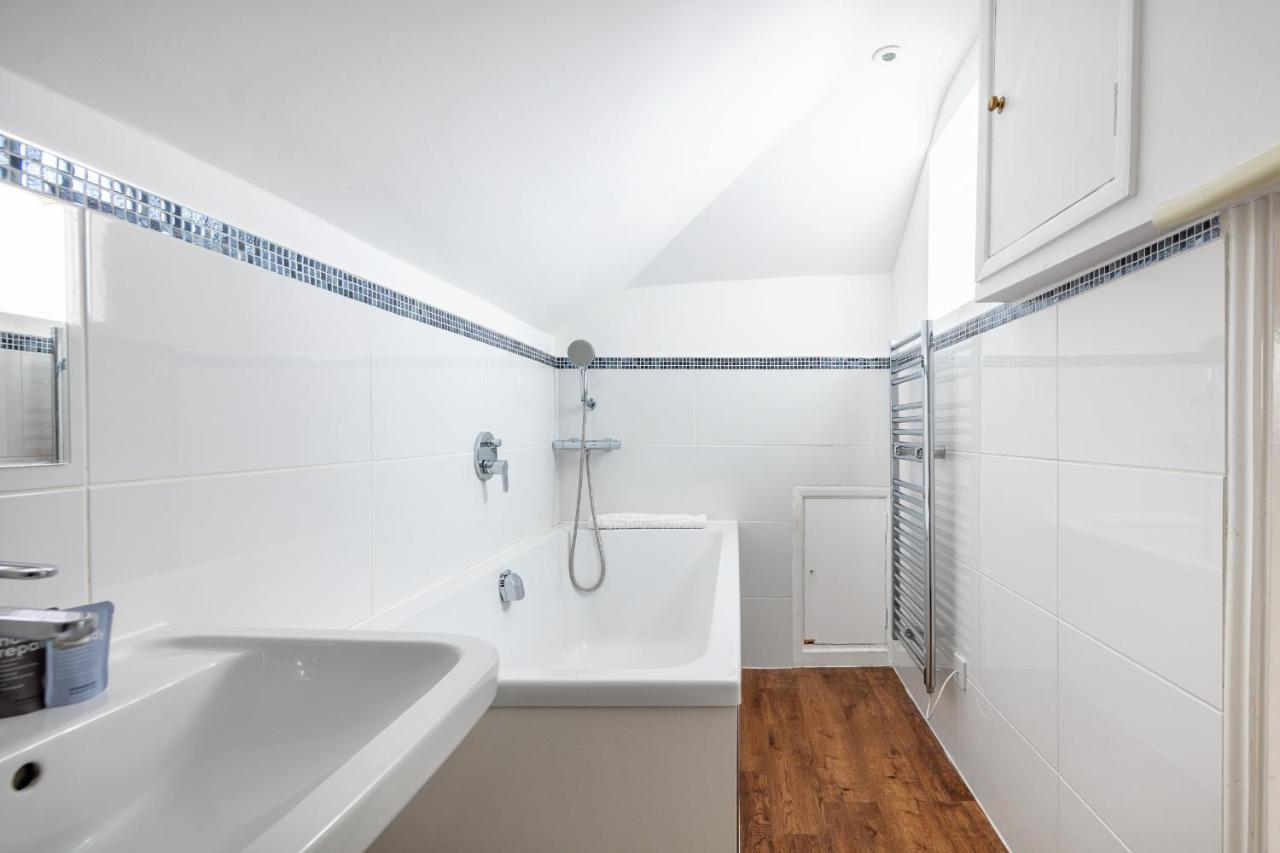 ווינדזור Castle Properties: The Duchess, 3 Bed Family Cottage מראה חיצוני תמונה