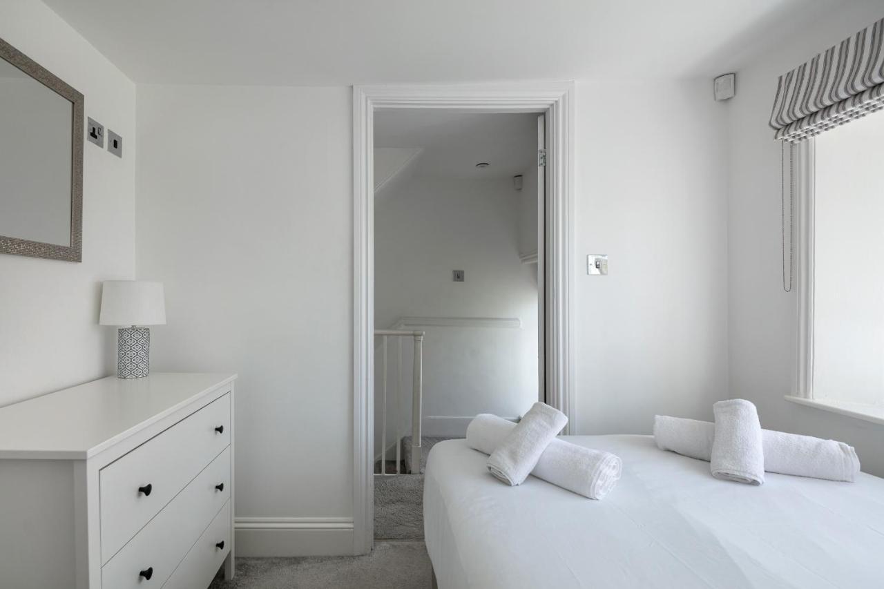 ווינדזור Castle Properties: The Duchess, 3 Bed Family Cottage מראה חיצוני תמונה