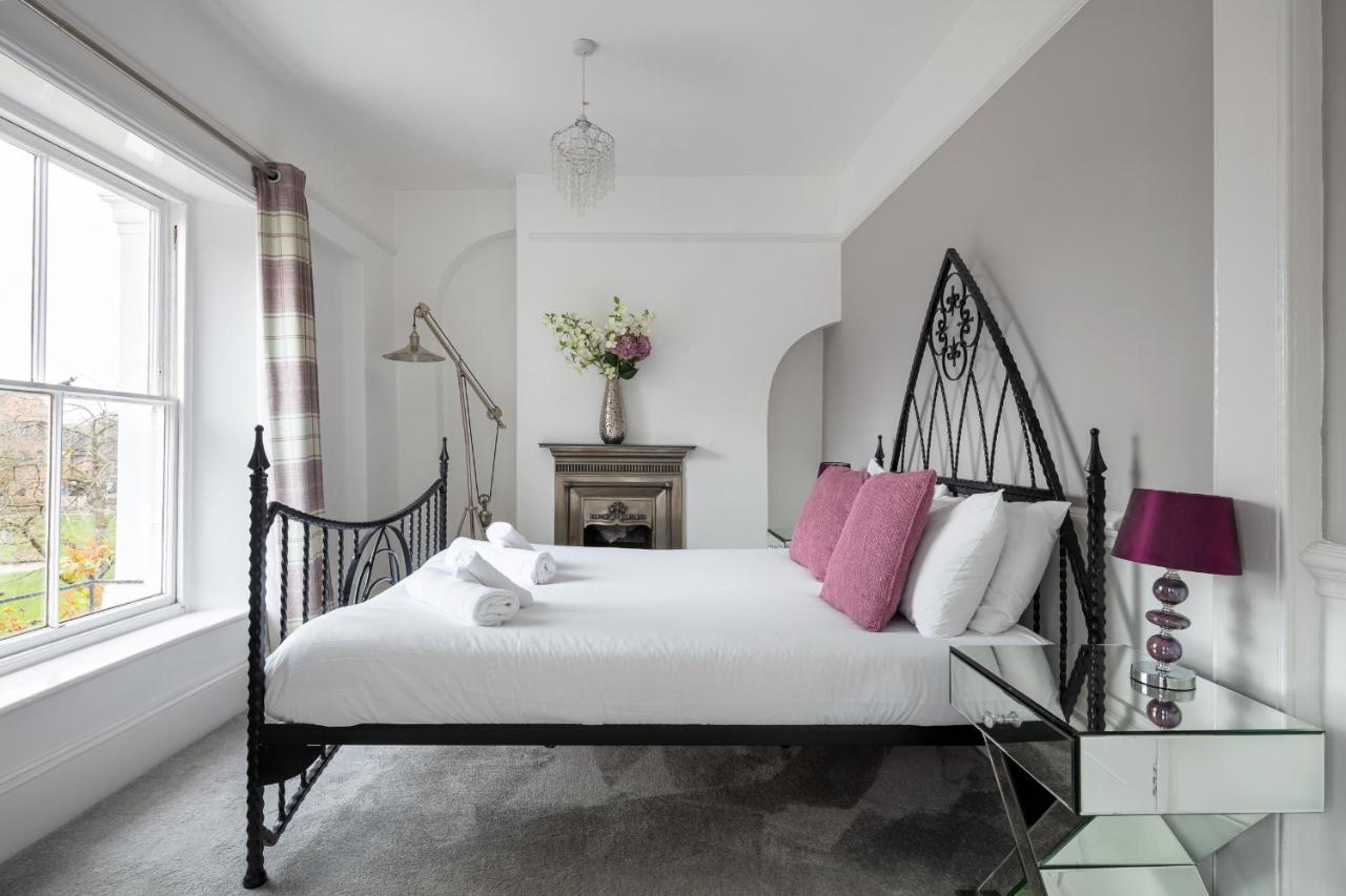 ווינדזור Castle Properties: The Duchess, 3 Bed Family Cottage מראה חיצוני תמונה