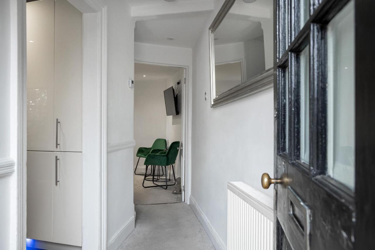 ווינדזור Castle Properties: The Duchess, 3 Bed Family Cottage מראה חיצוני תמונה